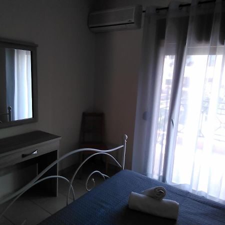 Chrusanthi'S Apartment เนอา สกีโอนี ภายนอก รูปภาพ