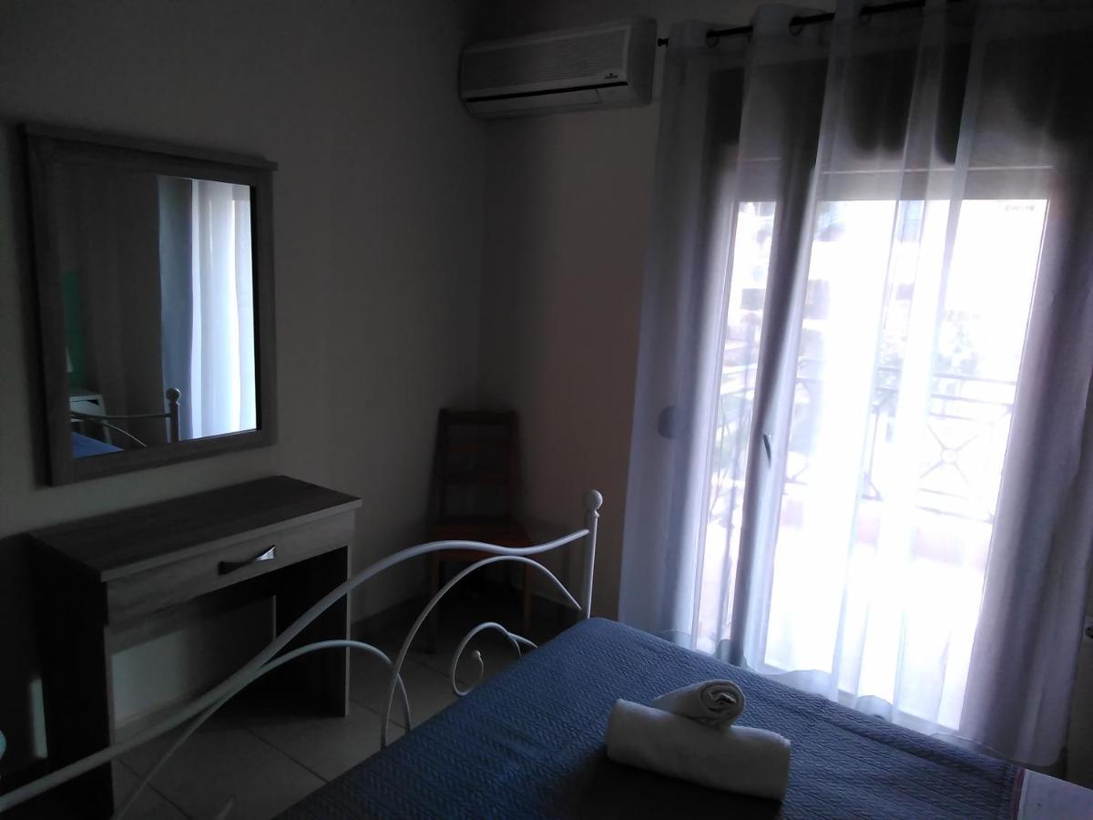 Chrusanthi'S Apartment เนอา สกีโอนี ภายนอก รูปภาพ