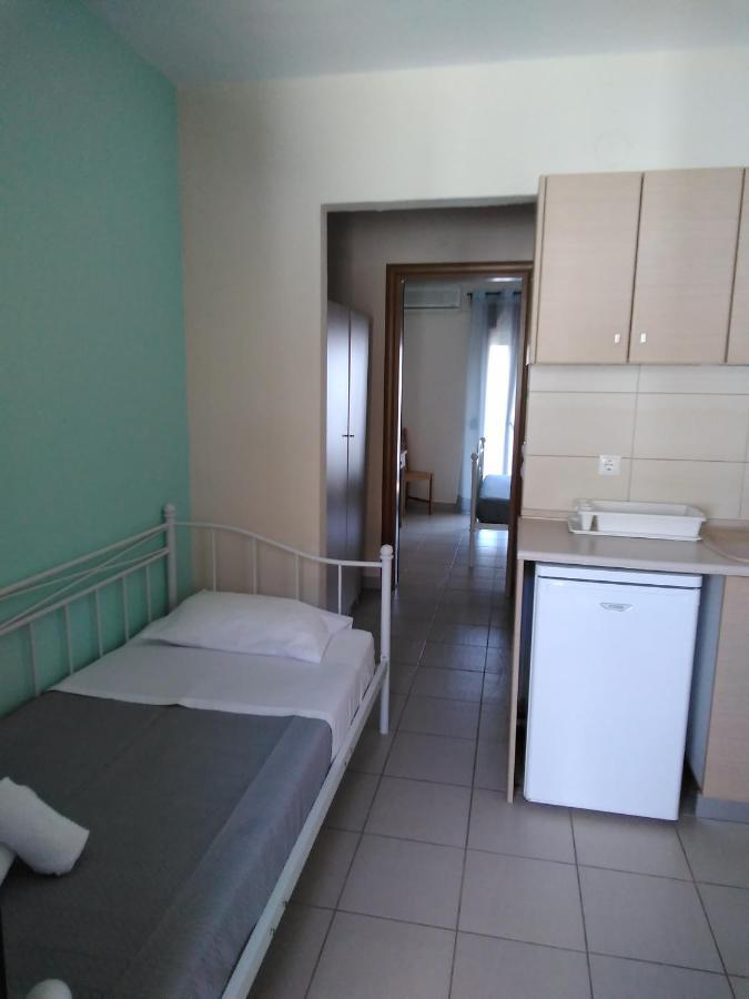 Chrusanthi'S Apartment เนอา สกีโอนี ภายนอก รูปภาพ